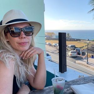 Meet your Posher, Blaire